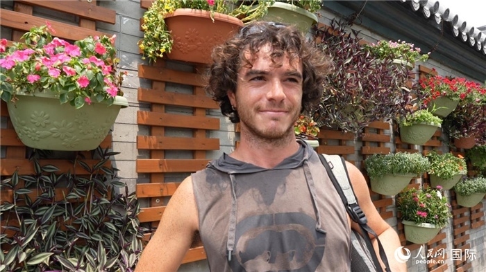 圖為意大利籍游客盧卡·拉·萬科（Luca La Vanco）。人民網(wǎng)記者 吳超嵐攝