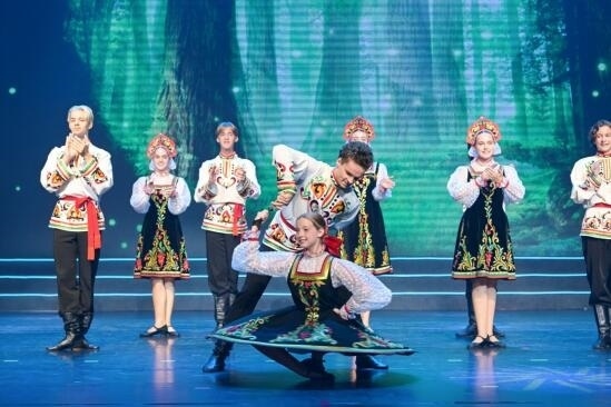 第十屆“歡動(dòng)北京”開(kāi)幕，12國(guó)青少年向未來(lái)問(wèn)好