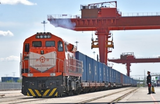 2023年9月19日，列車從中歐班列（沈陽）集結(jié)中心出發(fā)，將經(jīng)由滿洲里口岸駛向歐洲。截至2024年8月2日，中歐班列（沈陽）集結(jié)中心往返開行中歐班列數(shù)突破1000列，運(yùn)輸貨物超8萬標(biāo)箱。