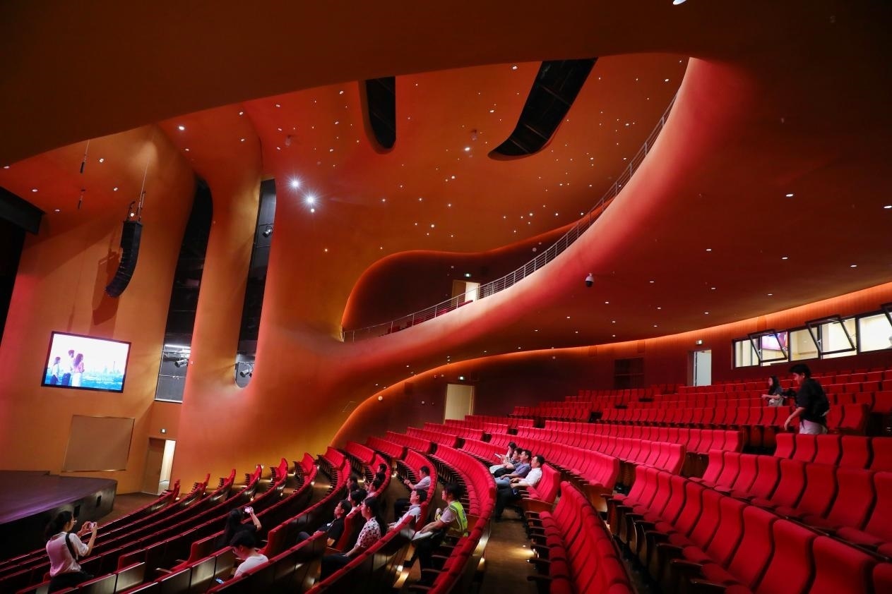 劇場(chǎng)內(nèi)部空間?！吨袊?guó)經(jīng)濟(jì)周刊》記者 肖翊攝