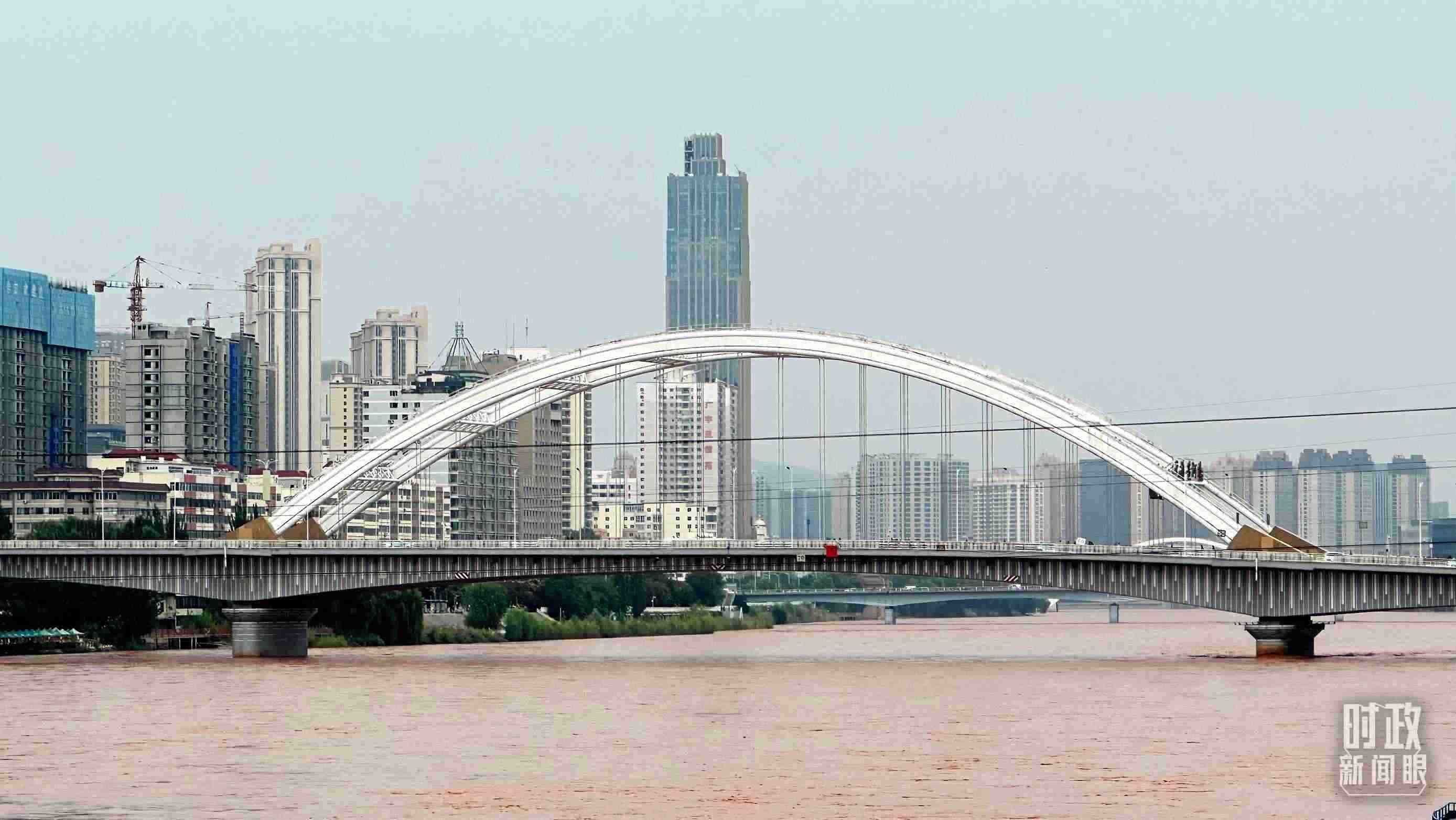 △黃河蘭州段。（總臺央視記者范一鳴拍攝）