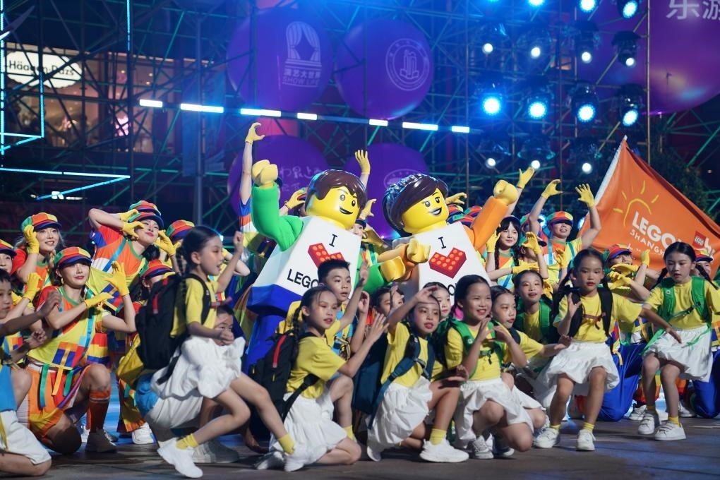 9月14日晚，演員在上海旅游節(jié)開幕式上表演。新華社發(fā)（陳浩明 攝）