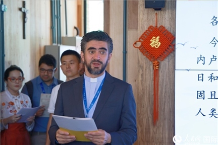 里約天主教大學(xué)校長安德森·佩德羅索在活動現(xiàn)場致辭。人民網(wǎng)記者 陳海琪攝