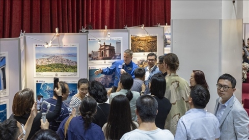 5月29日，“宇宙·金磚國家”圖片巡回展在北京舉辦，活動(dòng)現(xiàn)場吸引了眾多中國觀眾。北京俄羅斯文化中心供圖