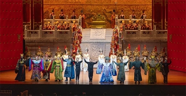 《圖蘭朵》演出劇照。何倫攝