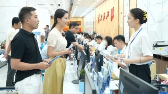 直播現(xiàn)場。海南省營商廳供圖