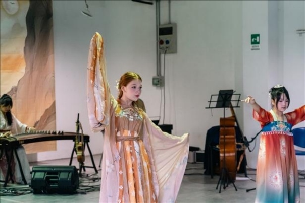 交流活動(dòng)現(xiàn)場(chǎng)。 中國(guó)駐意大利使館供圖