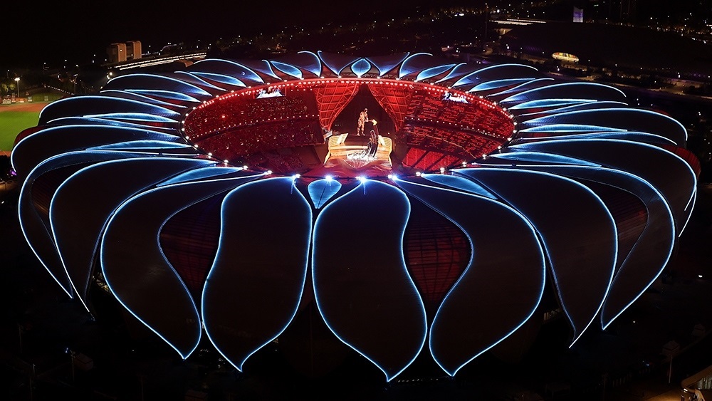 2023年9月23日，第19屆亞洲運(yùn)動(dòng)會(huì)開幕式上，最后一棒火炬手汪順和“數(shù)字火炬手”在開幕式上點(diǎn)燃主火炬。