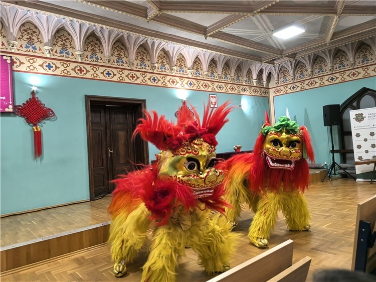 托倫雅蓋隆學(xué)院禮堂巡演現(xiàn)場(chǎng)。主辦方供圖。