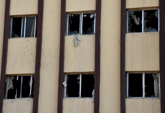 這是11月29日在敘利亞阿勒頗拍攝的一處遭襲建筑。新華社發(fā)