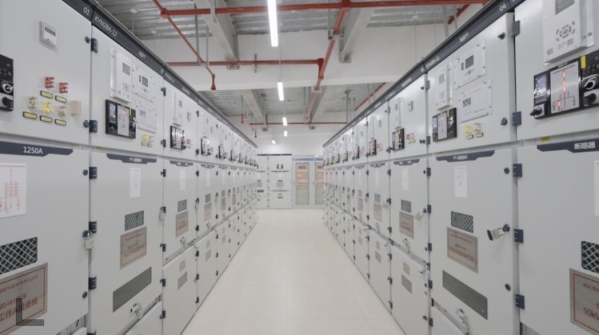 300兆瓦壓氣儲能示范工程高壓配電室。受訪者供圖