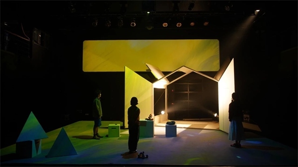 《又一道光芒》劇照。中國國家話劇院供圖