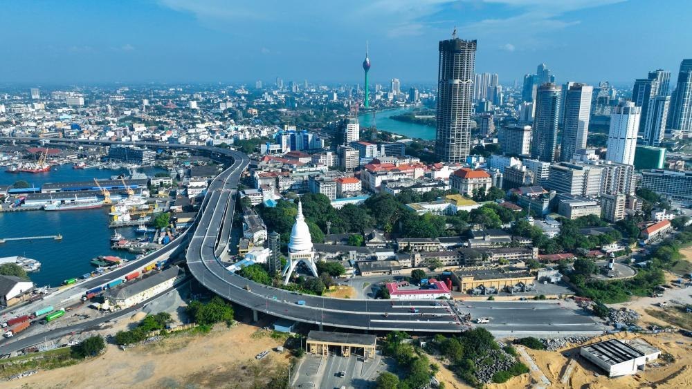 這是2025年1月13日拍攝的斯里蘭卡科倫坡風光（無人機照片）。新華社發(fā)