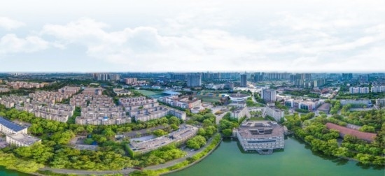 成都理工大學(xué)全景航拍圖。成都理工大學(xué)供圖