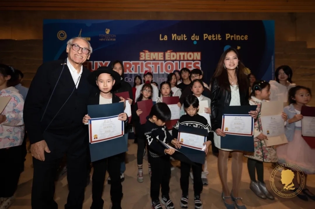 第三屆國際藝術(shù)聯(lián)創(chuàng)聯(lián)展盛大開幕。法中交流促進(jìn)會供圖