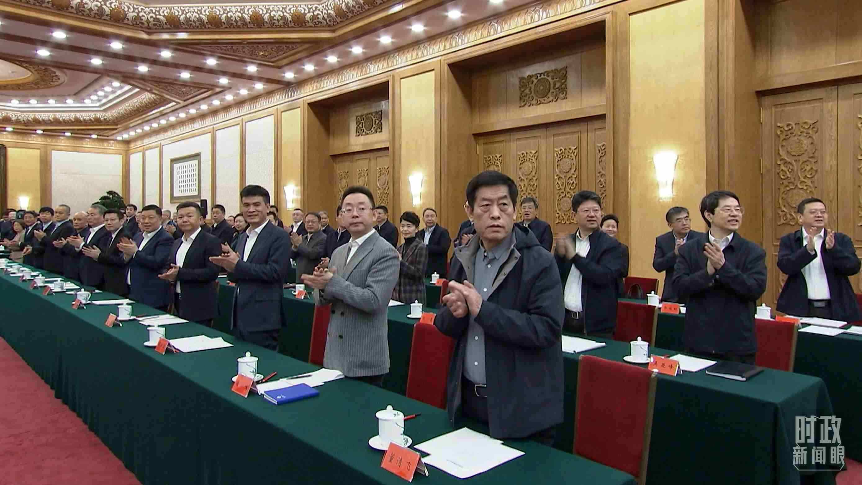 △2月17日，民營(yíng)企業(yè)座談會(huì)現(xiàn)場(chǎng)。