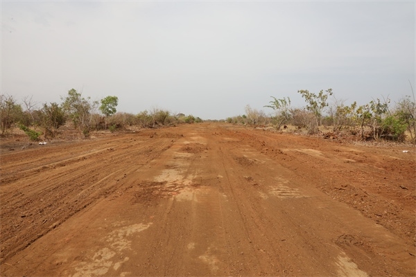 施工現(xiàn)場(chǎng)。張曉昆攝