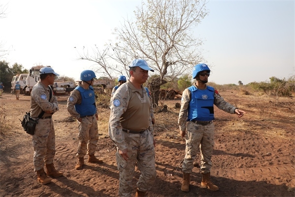 施工現(xiàn)場(chǎng)。張曉昆攝