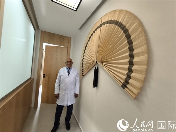 哈利勒的診所內(nèi)。人民網(wǎng)記者 黃培昭攝