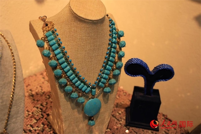 蘇美爾時(shí)期的流行項(xiàng)鏈。 人民網(wǎng)伊納斯·易卜拉欣攝