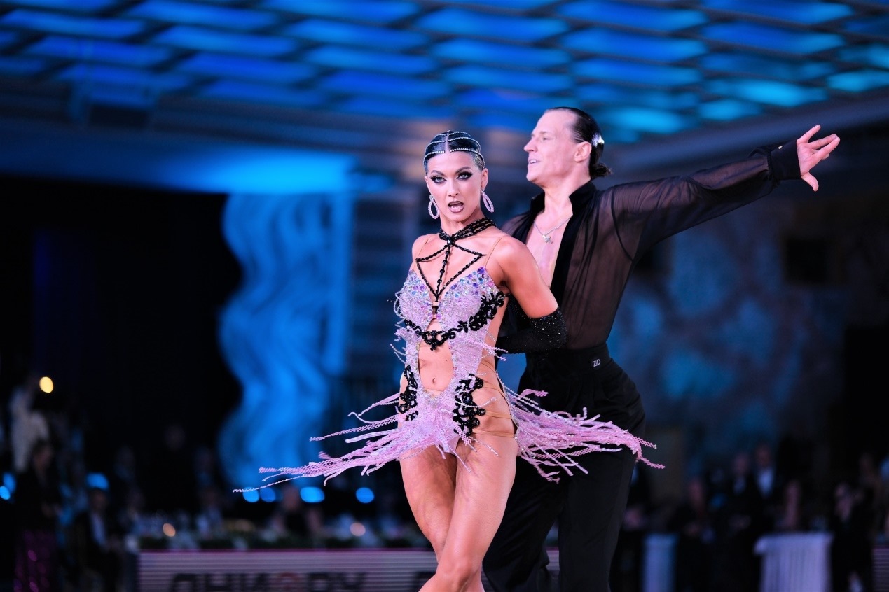 第七屆“克里姆林宮杯”國標(biāo)舞錦標(biāo)賽現(xiàn)場。于子恒攝