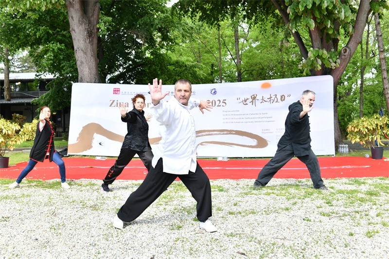 活動(dòng)現(xiàn)場(chǎng)。傅永山攝影。