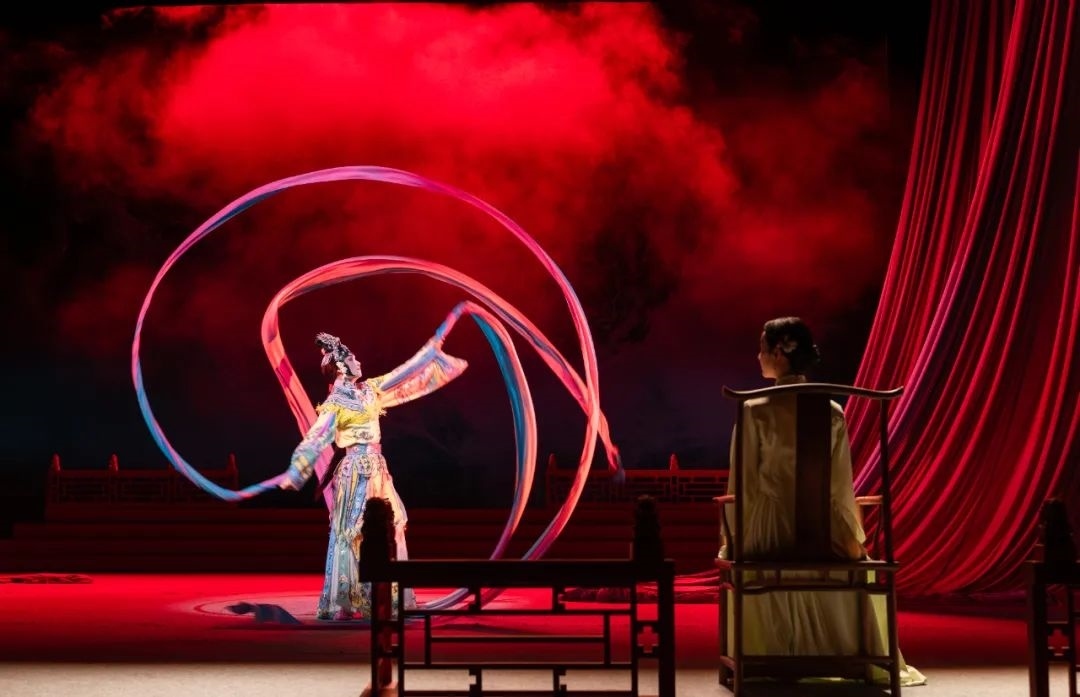 演出現(xiàn)場。北京人藝供圖