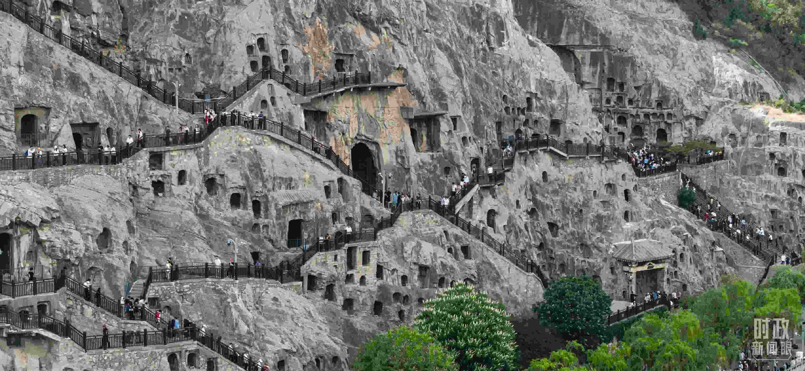 △龍門石窟。（總臺國廣記者李晉拍攝）