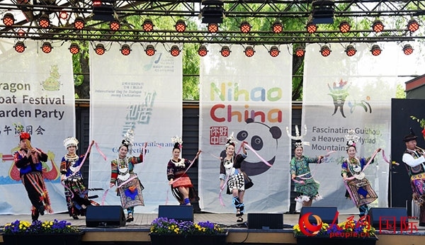 舞蹈《迎客歌》。人民網(wǎng)記者 殷淼